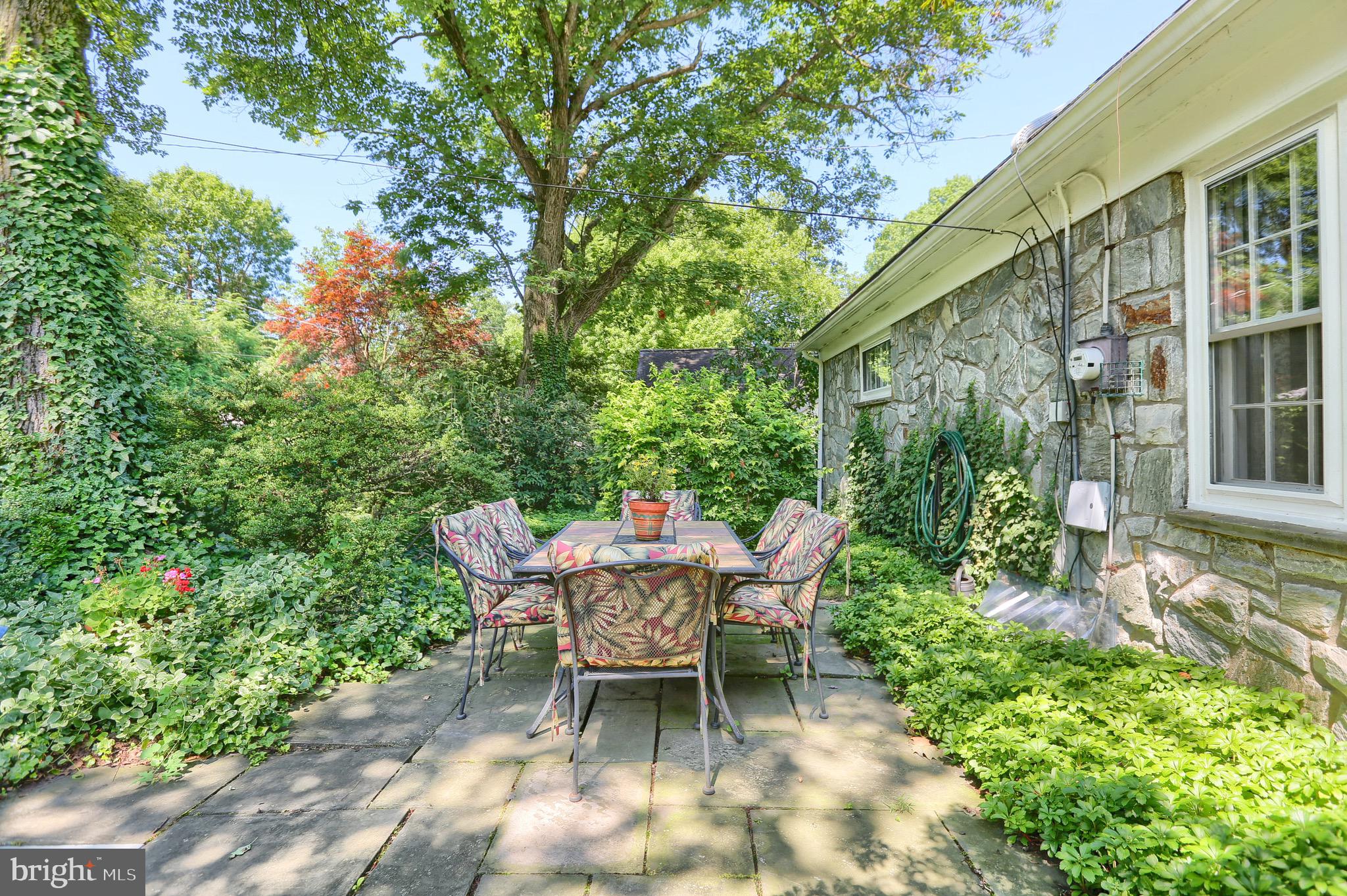 1280 Meadowbrook Road Lancaster, PA 17603 - Photo 9 of 46 Gallery Image 9