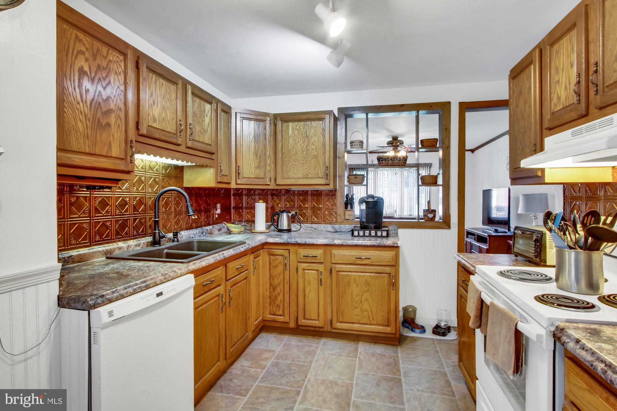 705 Arsenal Road York, PA 17406 - Photo 13 of 26 Gallery Image 13
