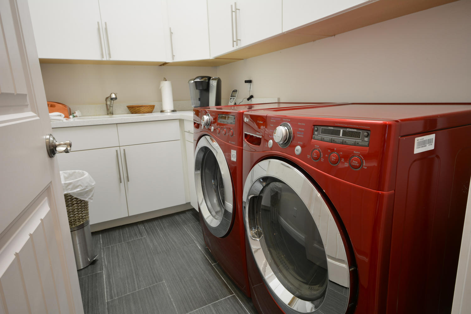 325 Northeast 6th Street Boca Raton, FL 33432 - Photo 13 of 29 Full Laundry