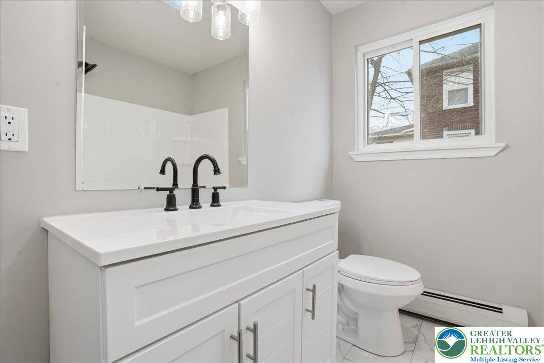 2218 2nd Street Wilson, PA 18042 - Photo 23 of 37