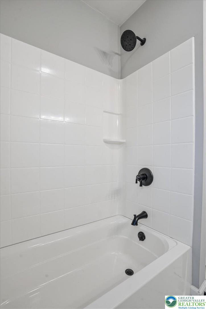 2218 2nd Street Wilson, PA 18042 - Photo 24 of 37