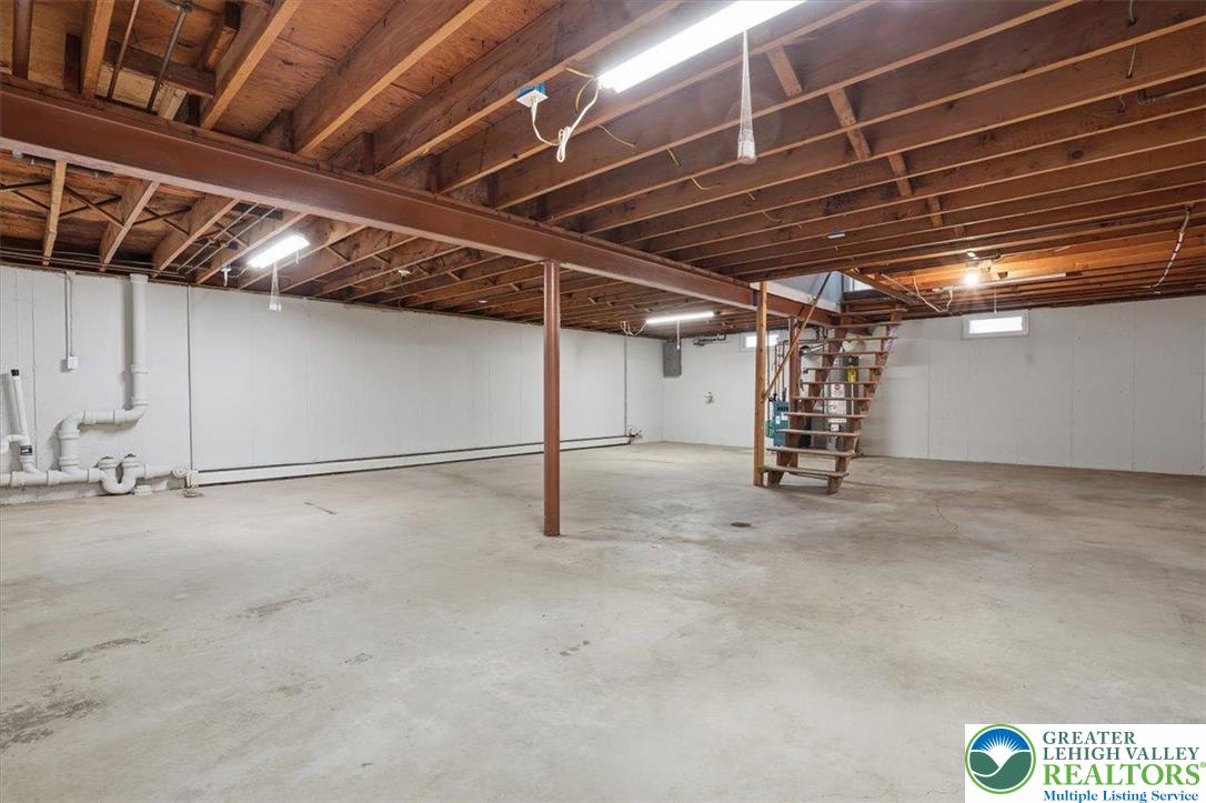 2218 2nd Street Wilson, PA 18042 - Photo 25 of 37