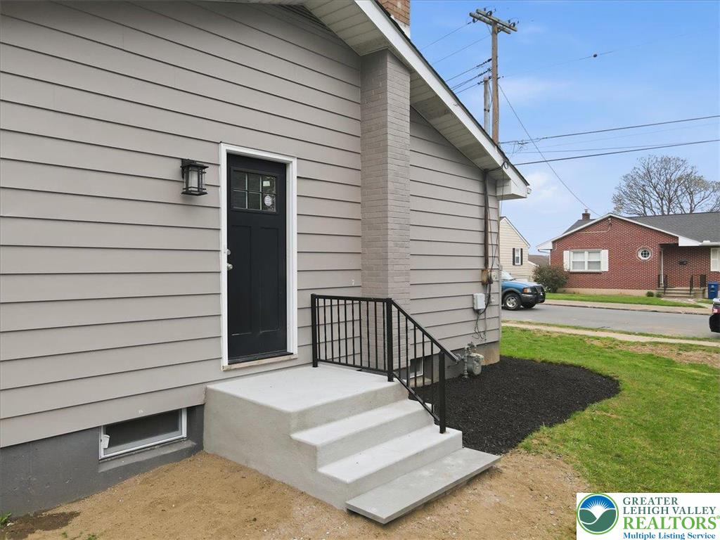 2218 2nd Street Wilson, PA 18042 - Photo 29 of 37