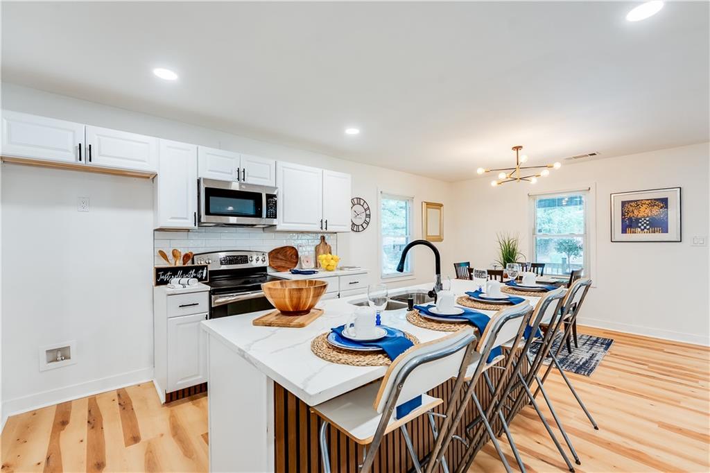 766 Pegg Road Southwest Atlanta, GA 30315 - Photo 11 of 33