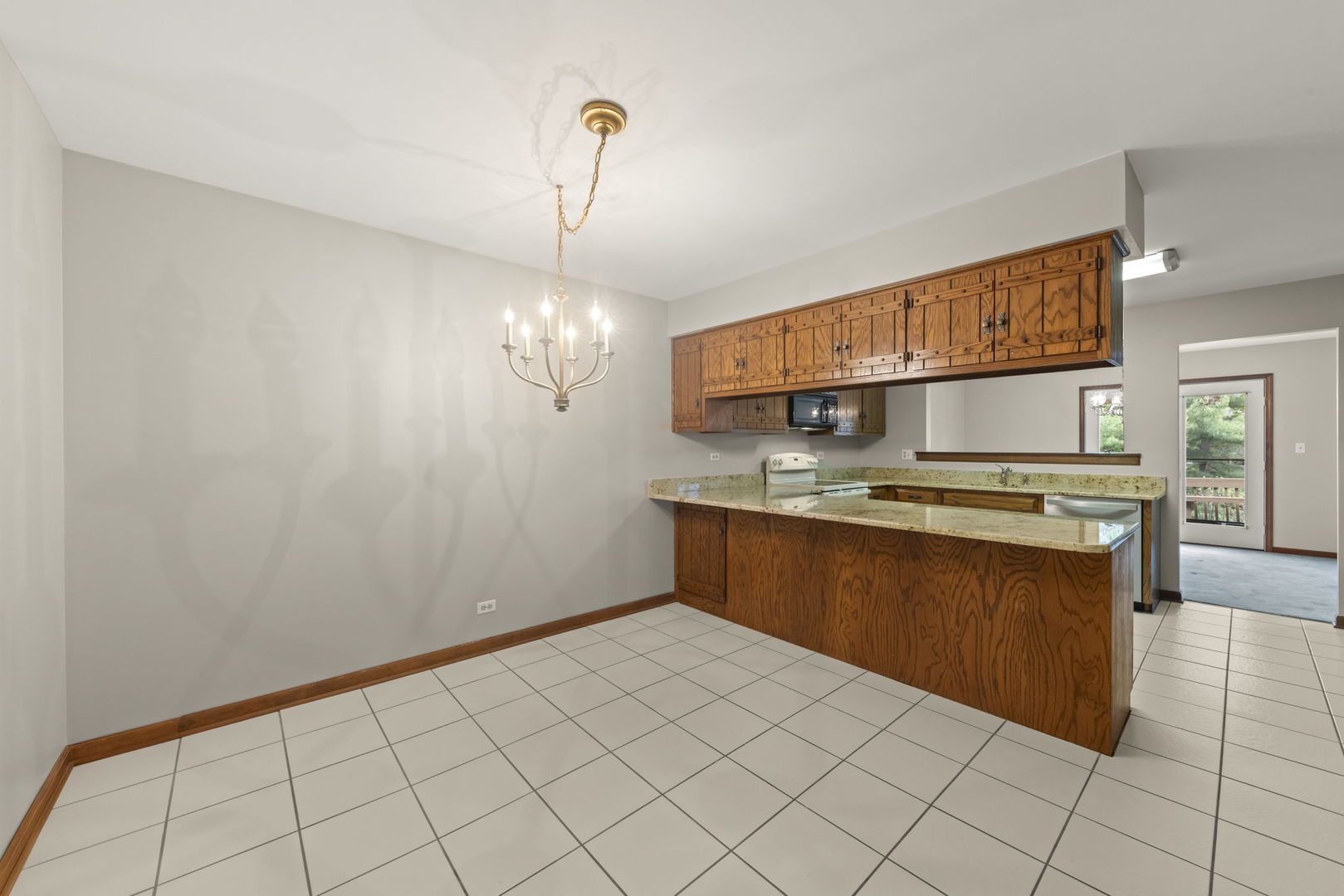 419 West Evergreen Street Wheaton, IL 60187 - Photo 13 of 35