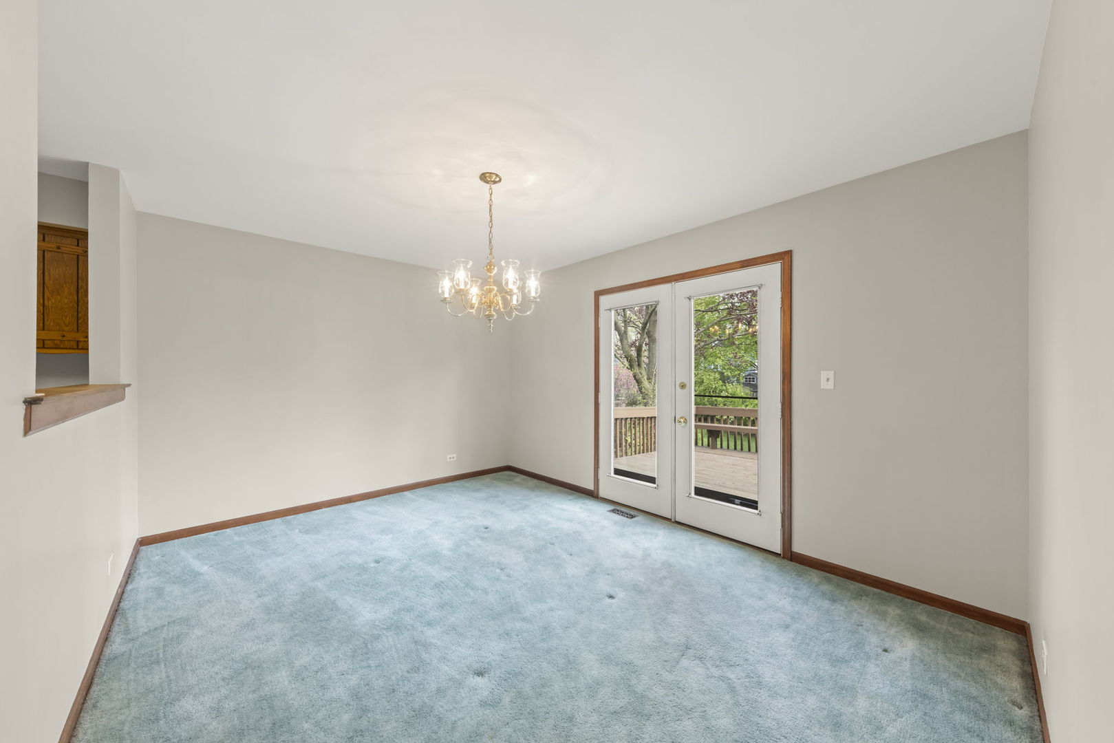 419 West Evergreen Street Wheaton, IL 60187 - Photo 8 of 35