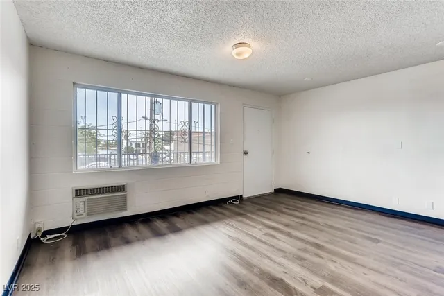 $840 | 4600 South University Center Drive, Unit 128, Las Vegas, NV 89119