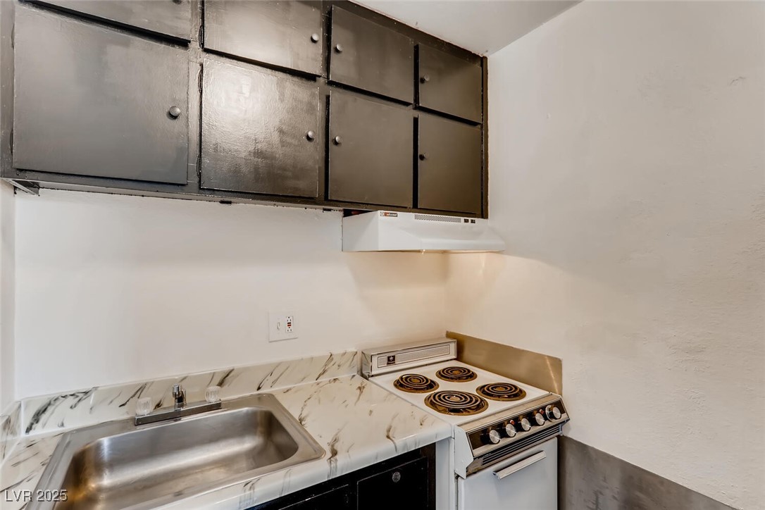 4600 South University Center Drive, Unit 128 Las Vegas, NV 89119 - Photo 6 of 11