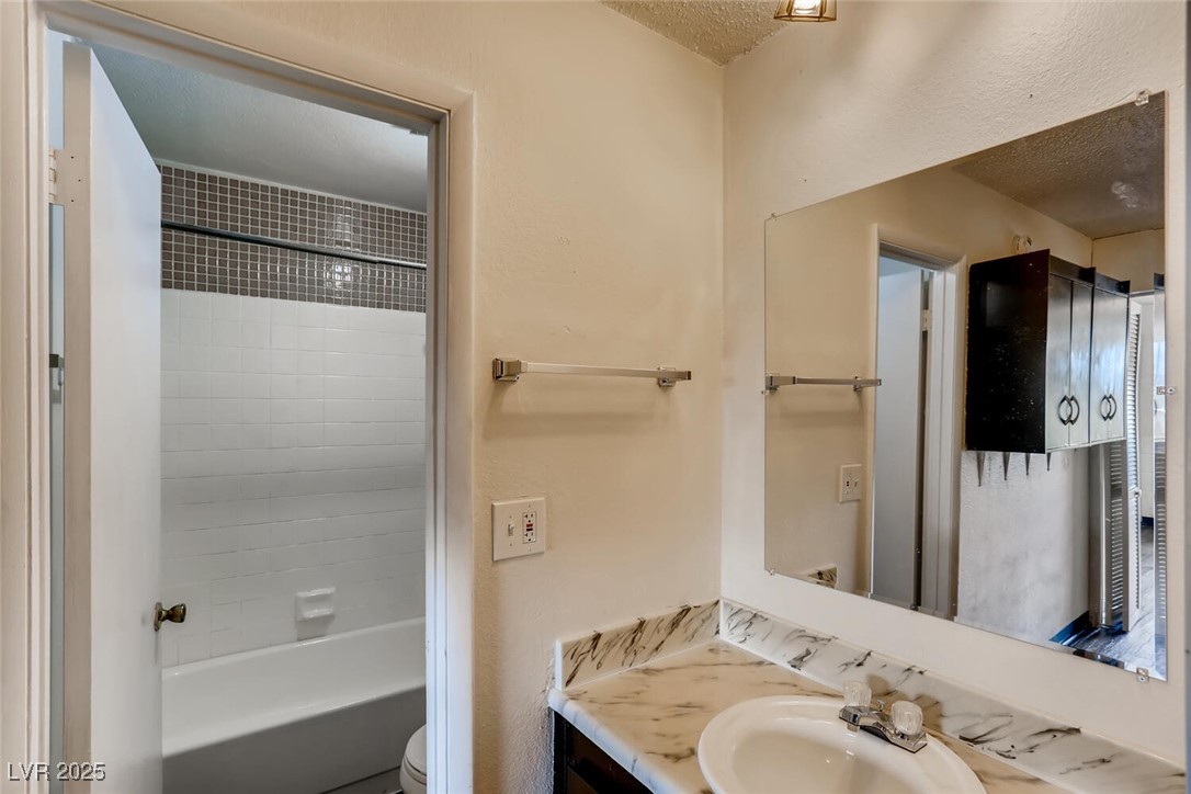 4600 South University Center Drive, Unit 128 Las Vegas, NV 89119 - Photo 10 of 11