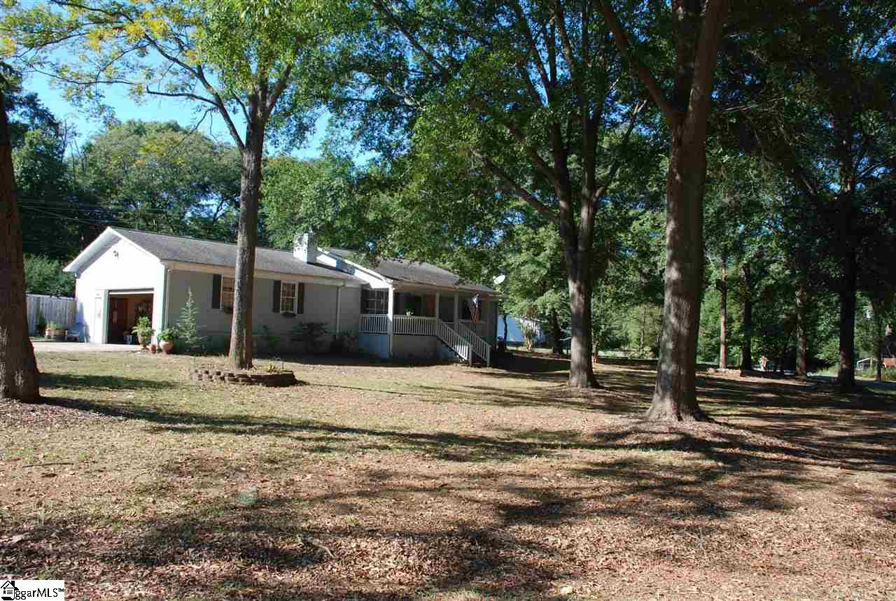 213 Rockingham Road Duncan, SC 29334 - Photo 3 of 23