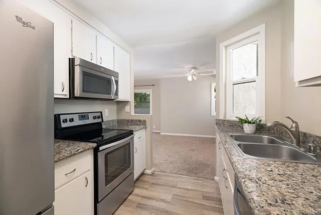 $825,000 | 8448 Via Sonoma, Unit 100, La Jolla, CA 92037