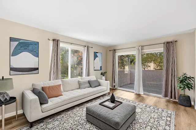 $825,000 | 8448 Via Sonoma, Unit 100, La Jolla, CA 92037