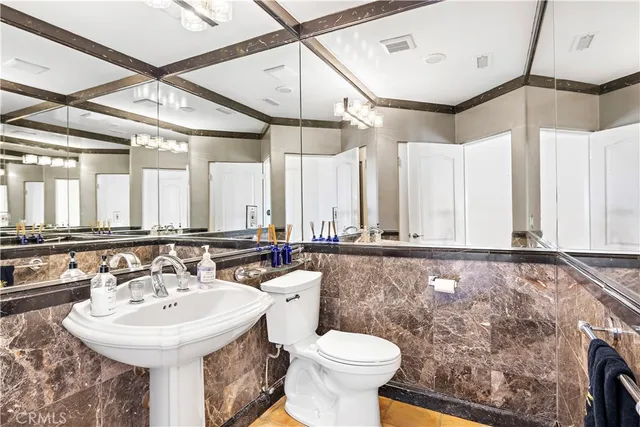 $12,500 | 1050 Skyline Drive, Laguna Beach, CA 92651