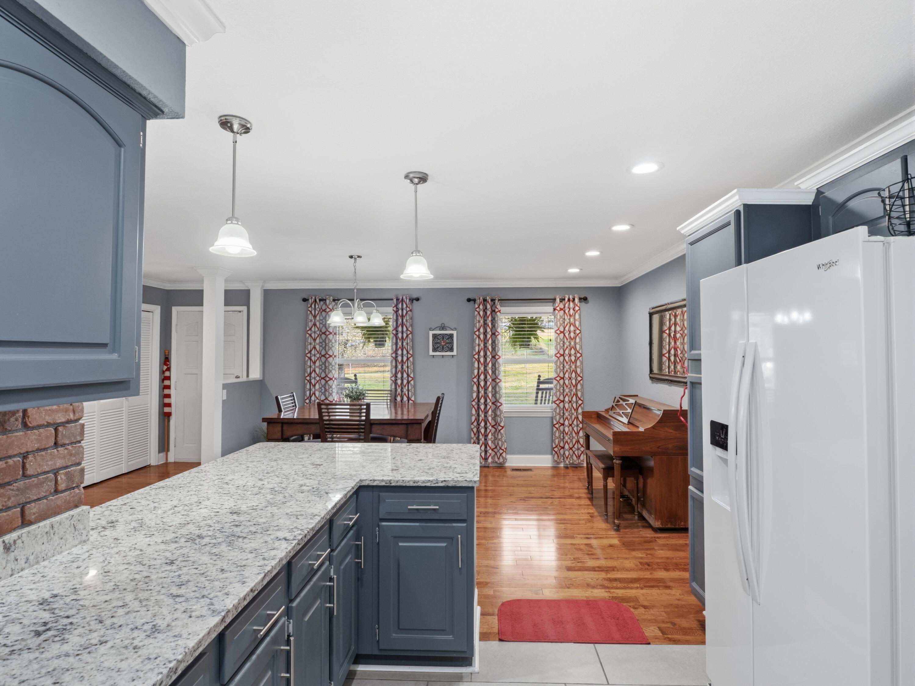 358 Hurtt Road Chickamauga, GA 30707 - Photo 12 of 60 358 Hurtt Rd (39)