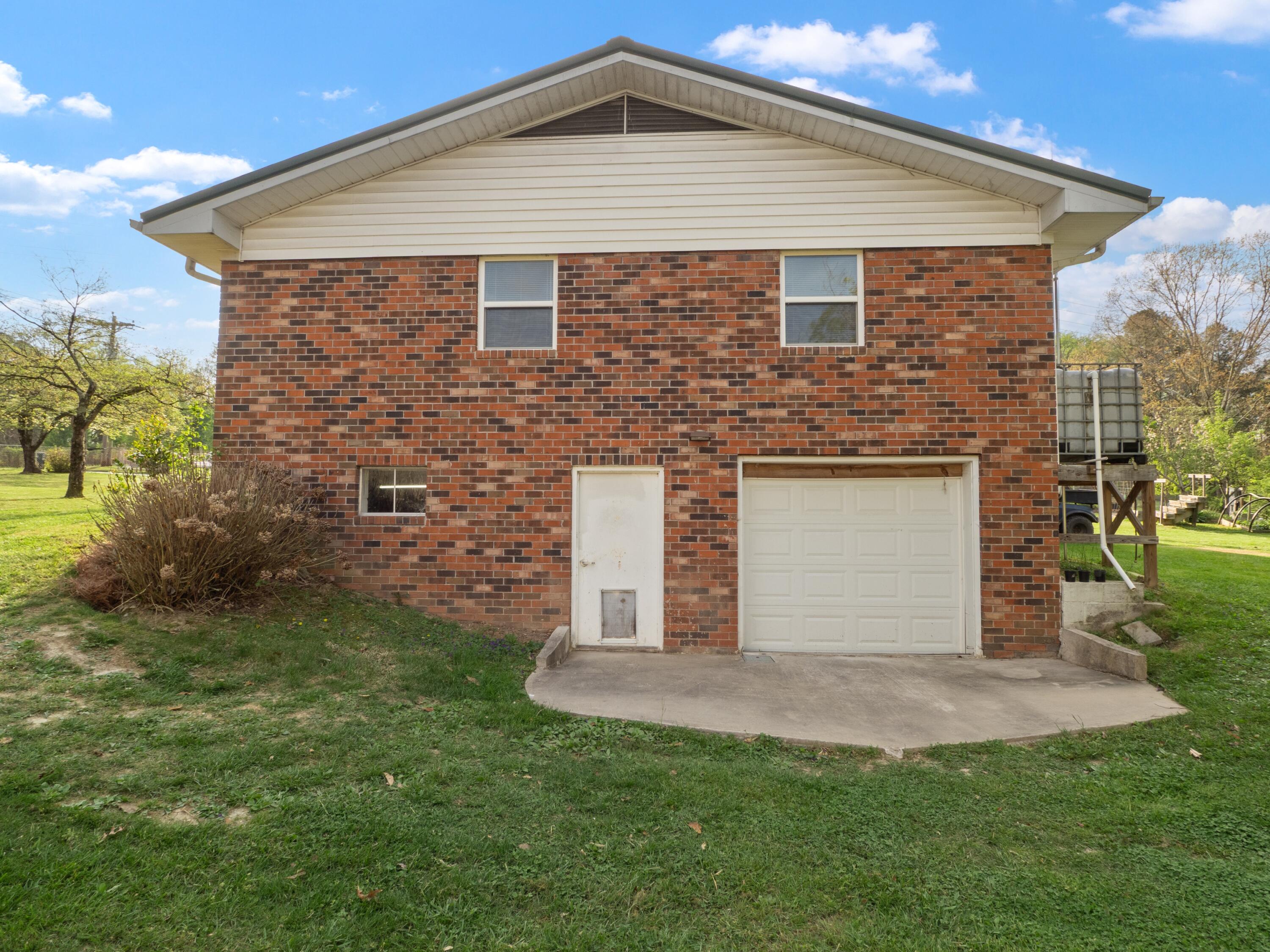 358 Hurtt Road Chickamauga, GA 30707 - Photo 25 of 60 358 Hurtt Rd (11)