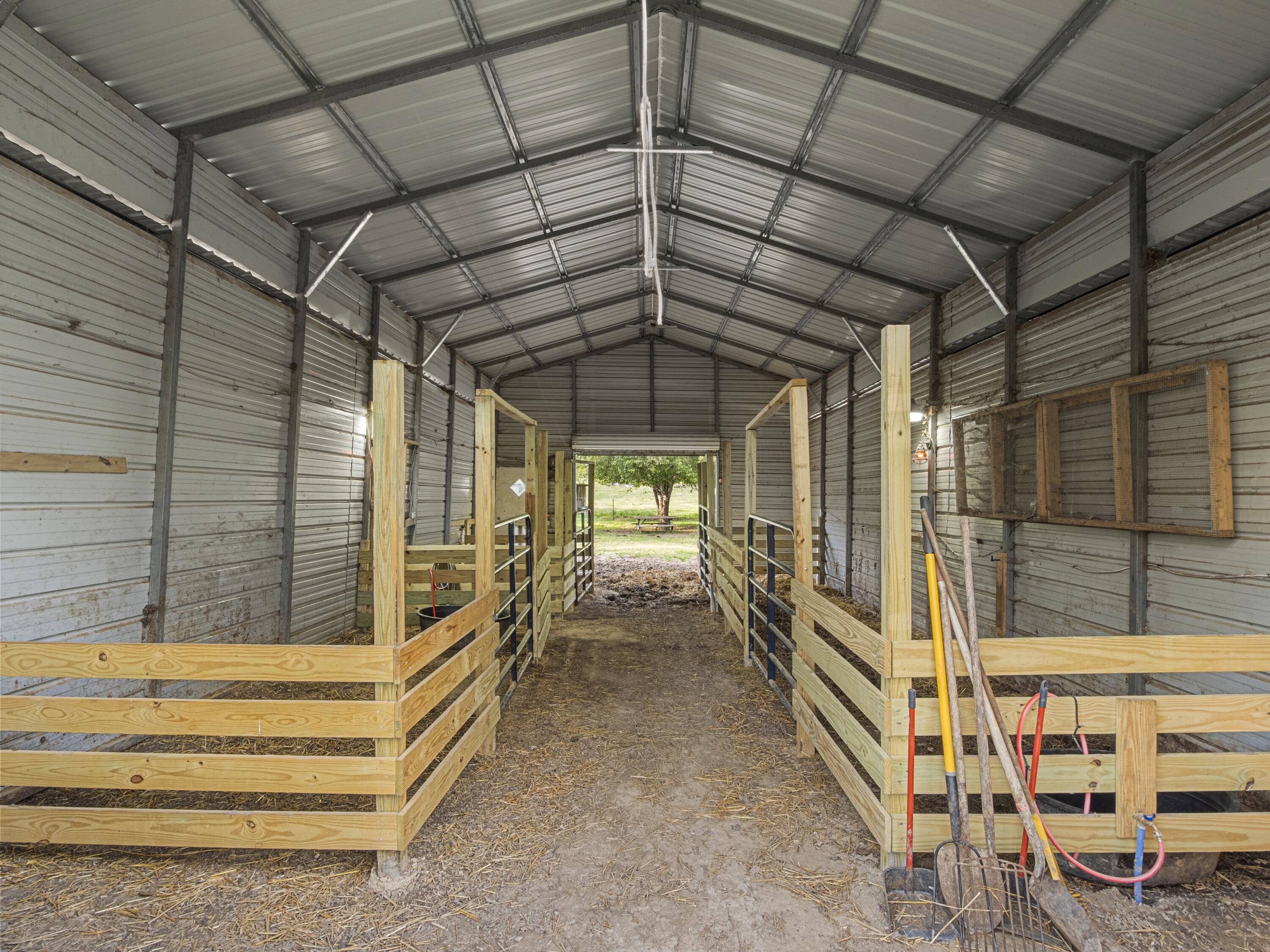 358 Hurtt Road Chickamauga, GA 30707 - Photo 39 of 60 358 Hurtt Rd (17)