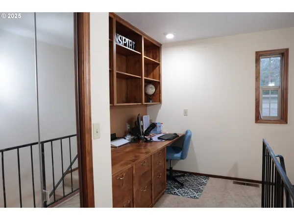 $445,000 | 1110 Northwest Springwood Lane, McMinnville, OR 97128