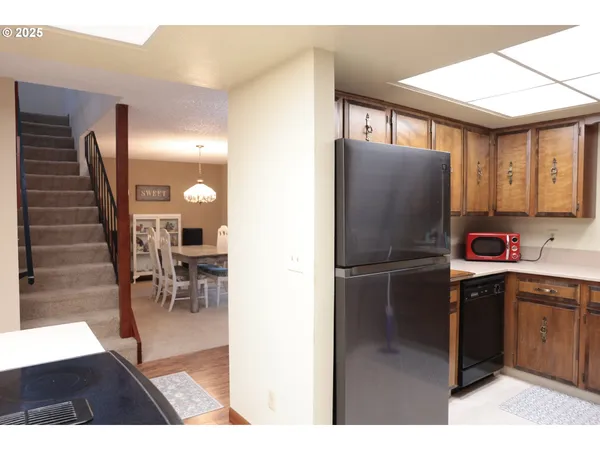 $445,000 | 1110 Northwest Springwood Lane, McMinnville, OR 97128