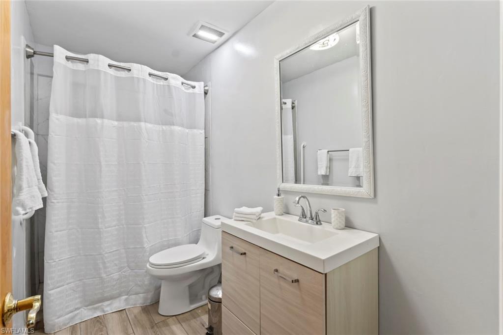 3680 7th Avenue Southwest Naples, FL 34117 - Photo 22 of 38