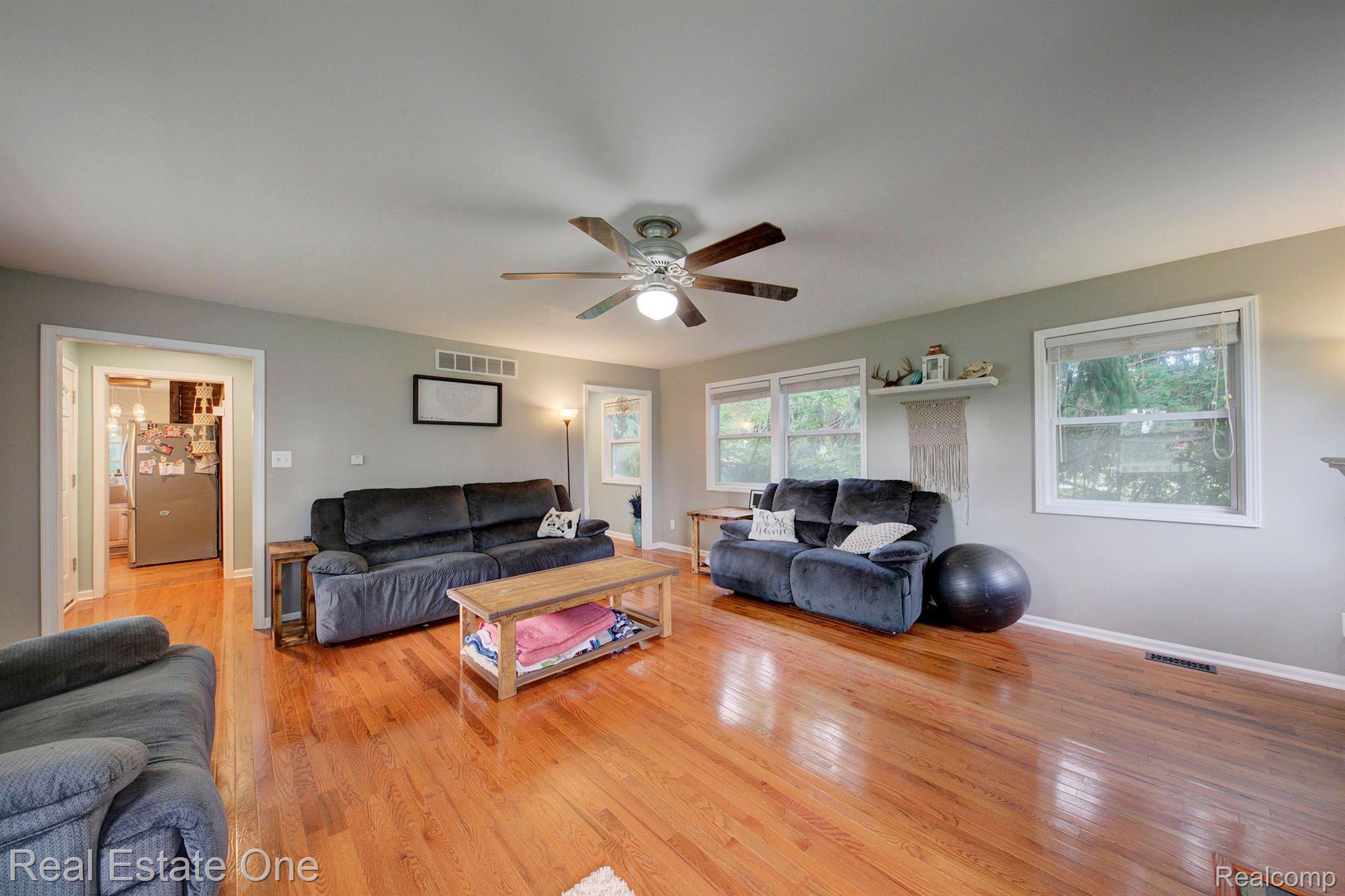 6017 Byron Road Howell, MI 48855 - Photo 43 of 94 Gallery Image 43