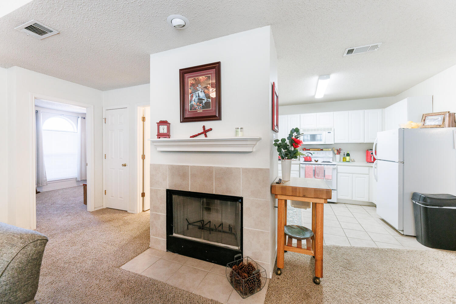 3419 97th Street Lubbock, TX 79423 - Photo 12 of 27 Fireplace