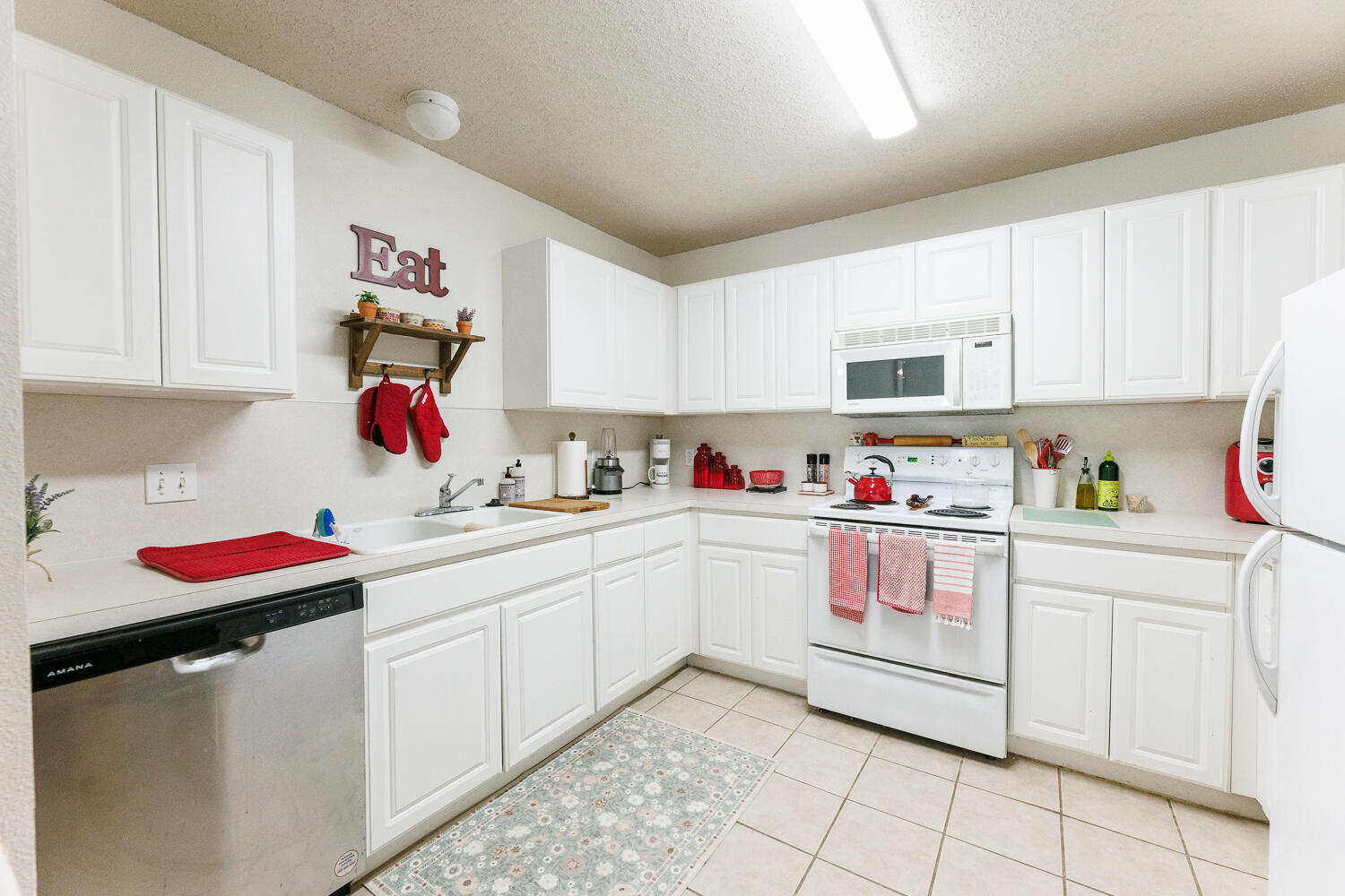 3419 97th Street Lubbock, TX 79423 - Photo 14 of 27 Kitchen