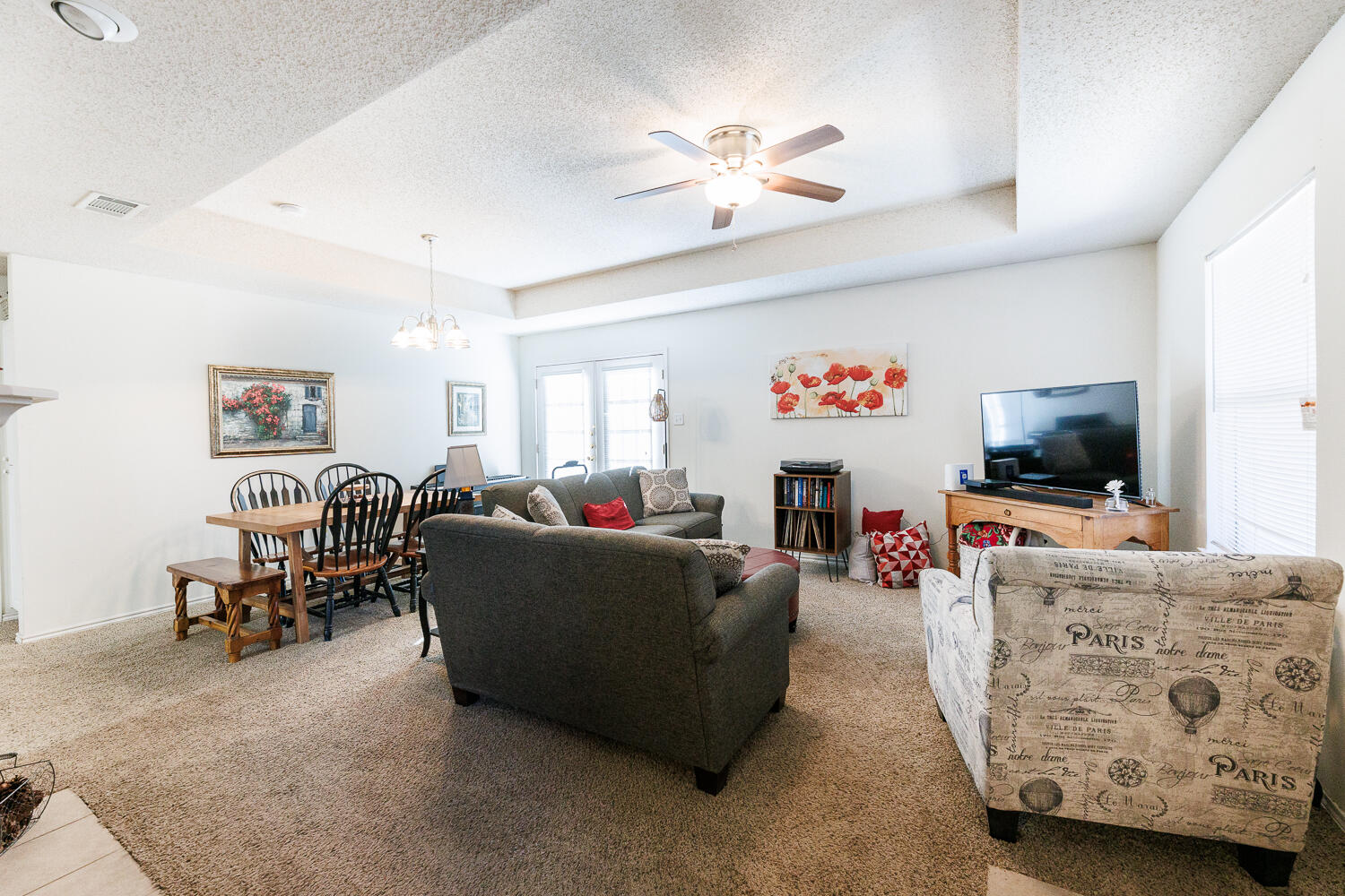 3419 97th Street Lubbock, TX 79423 - Photo 6 of 27 Living Area