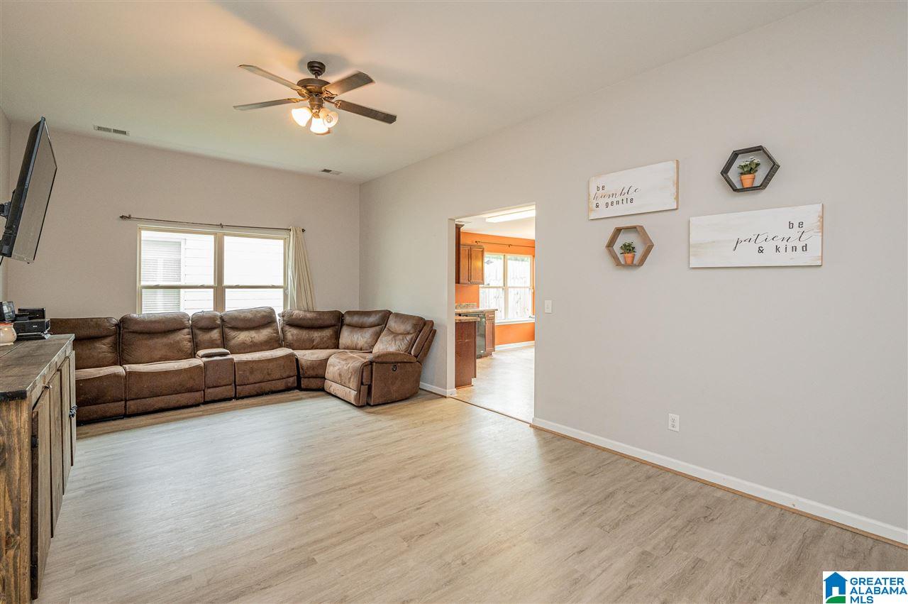 5305 Jean Ridge Lane Odenville, AL 35120 - Photo 7 of 36