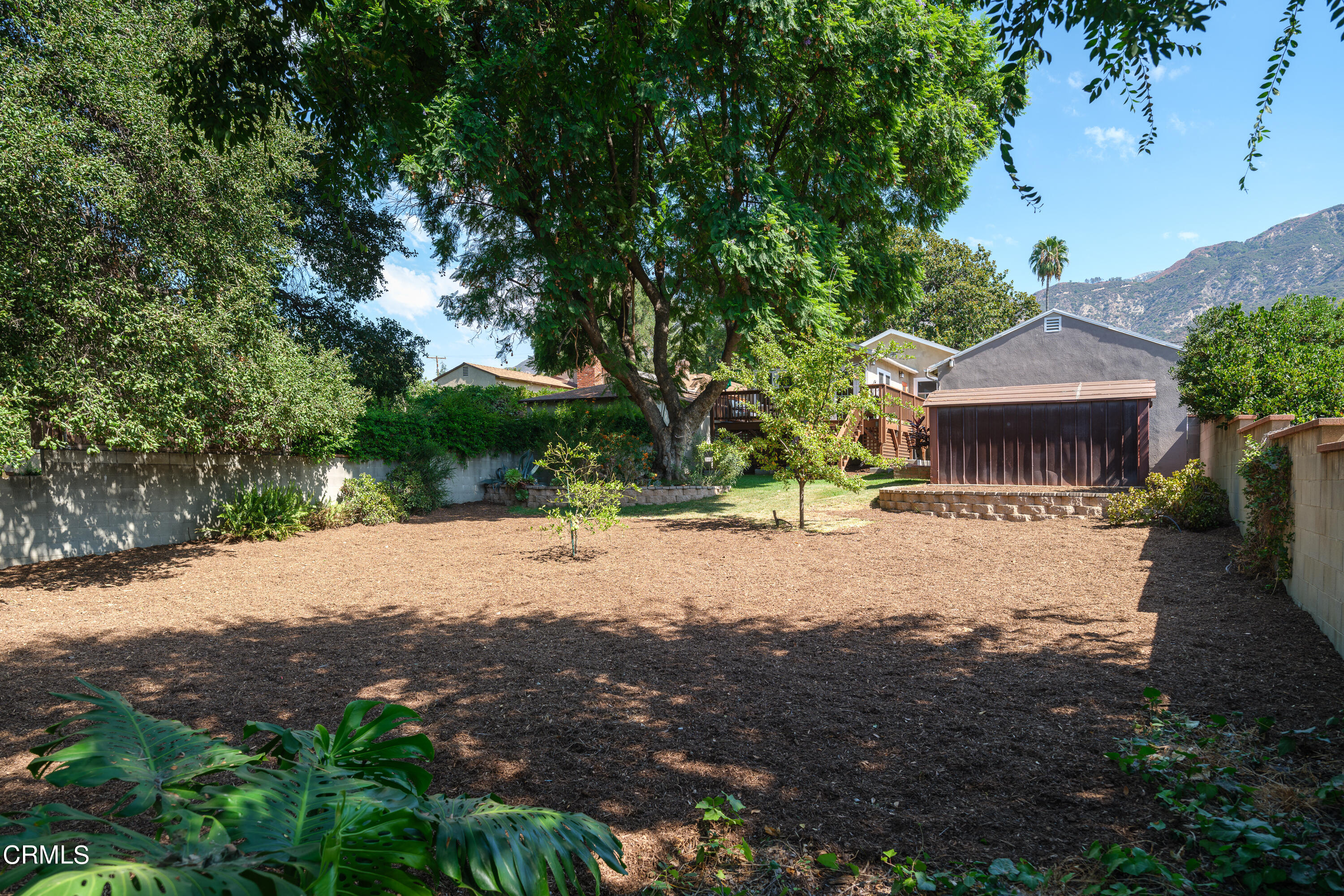 190 Marathon Road Altadena, CA 91001 - Photo 33 of 44 a house with a tree in front of it