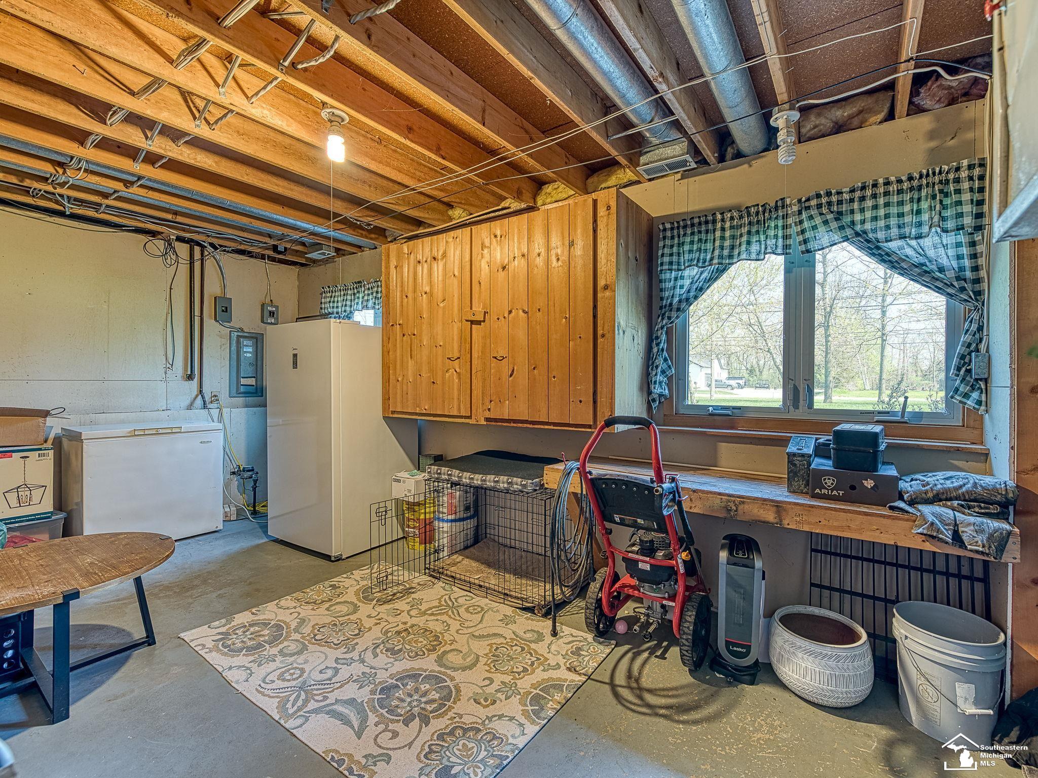 13725 Grafton Road Carleton, MI 48117 - Photo 28 of 51 50173491-f74fec72-3a57-4b2a-ac24-871a842b664a.JPG