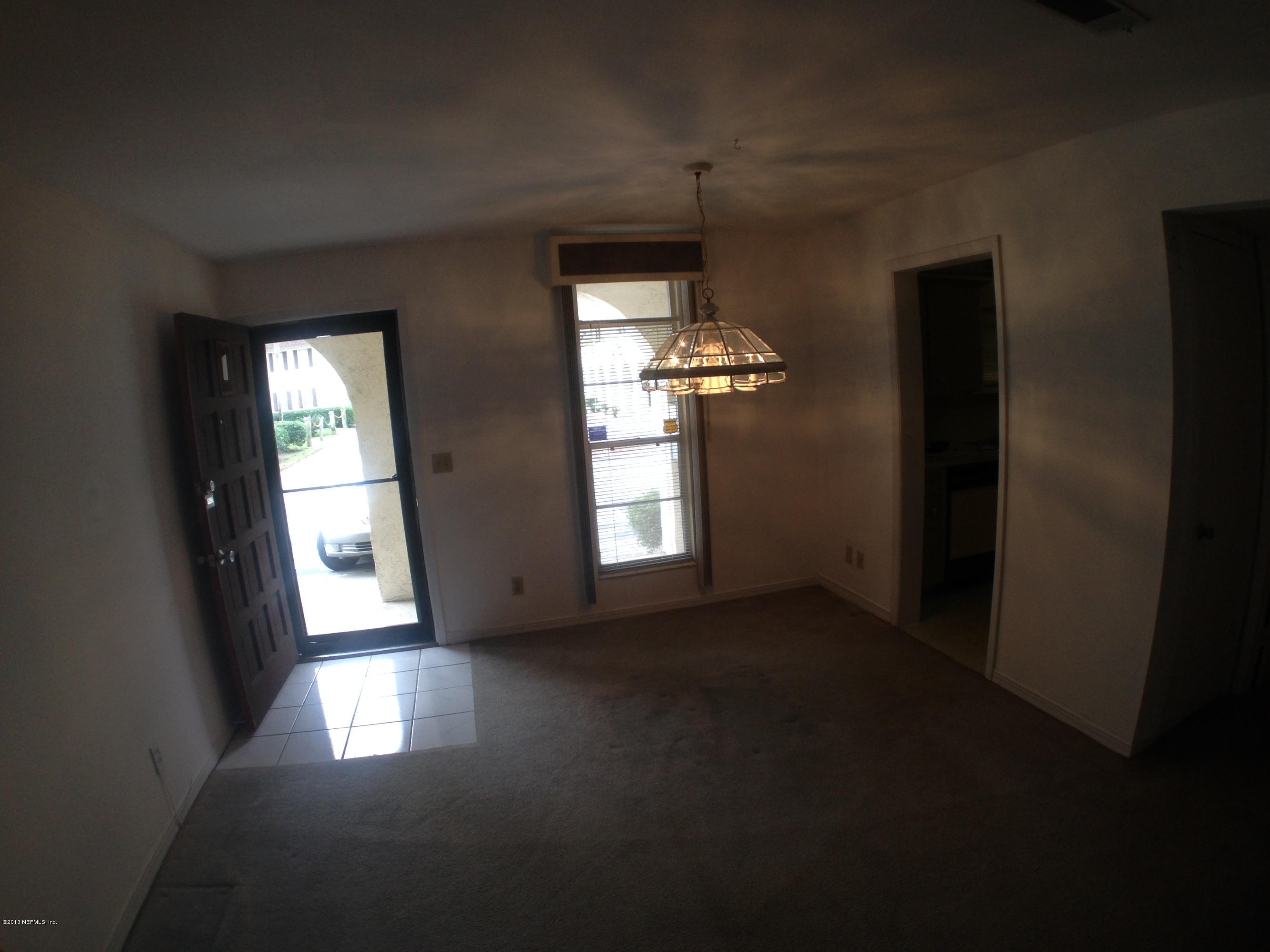 1707 El Prado Road Jacksonville, FL 32216 - Photo 3 of 18 Dining area and entry