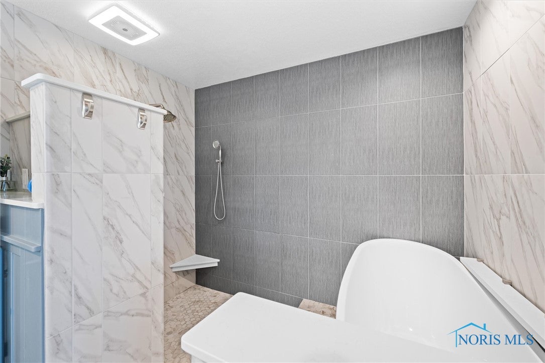 1100 South Stadium Road Oregon, OH 43616 - Photo 21 of 43 Gallery Image 21