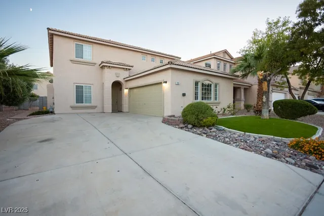 $2,250 | 1113 East Hammer Lane, North Las Vegas, NV 89081