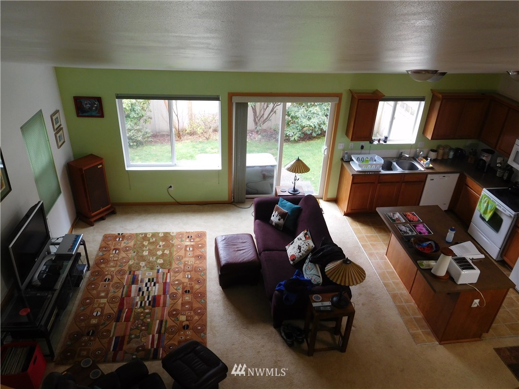 4205 Roxanna Loop Southeast Lacey, WA 98503 - Photo 4 of 9 Gallery Image 4