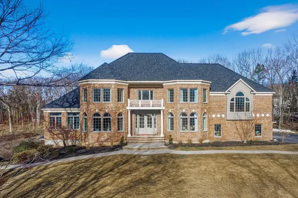 $2,299,000 | 9 Floral Street, Windham, NH 03087