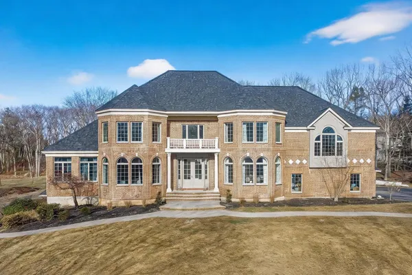 $2,299,000 | 9 Floral Street, Windham, NH 03087