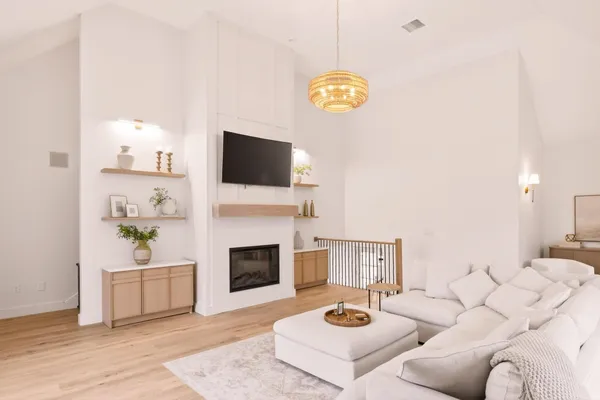 $2,299,000 | 9 Floral Street, Windham, NH 03087