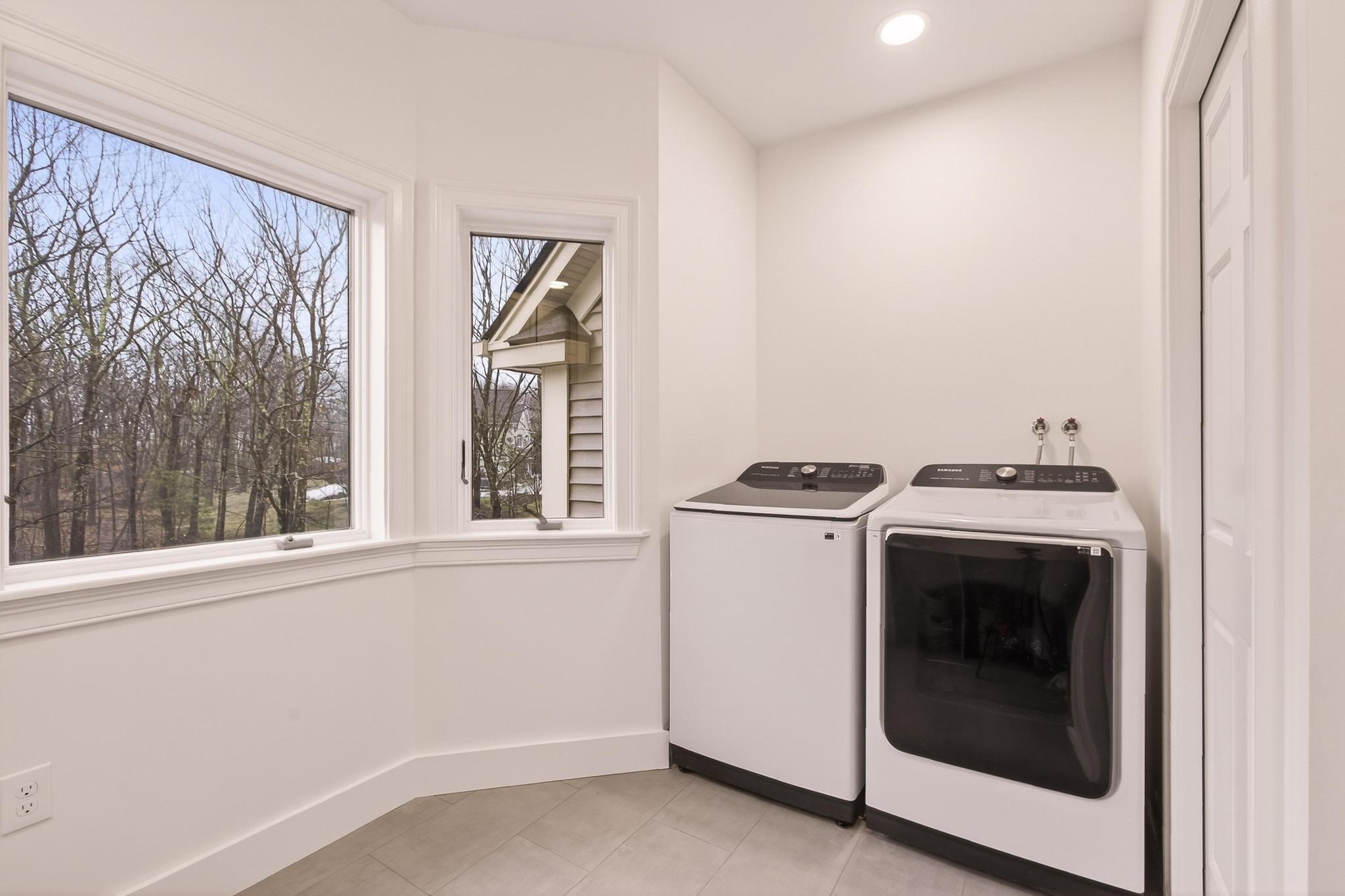 9 Floral Street Windham, NH 03087 - Photo 41 of 61