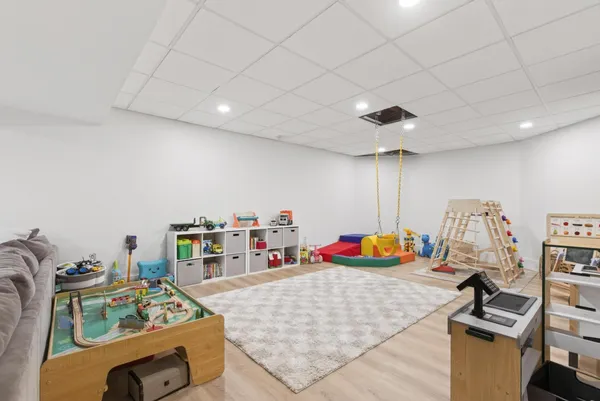 $2,299,000 | 9 Floral Street, Windham, NH 03087