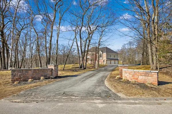 $2,299,000 | 9 Floral Street, Windham, NH 03087