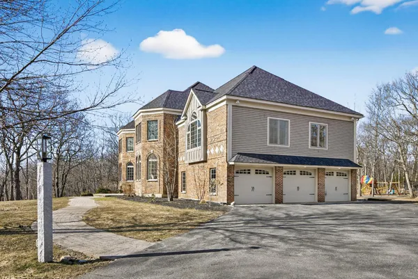 $2,299,000 | 9 Floral Street, Windham, NH 03087