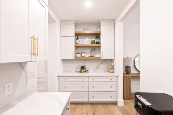 $2,299,000 | 9 Floral Street, Windham, NH 03087