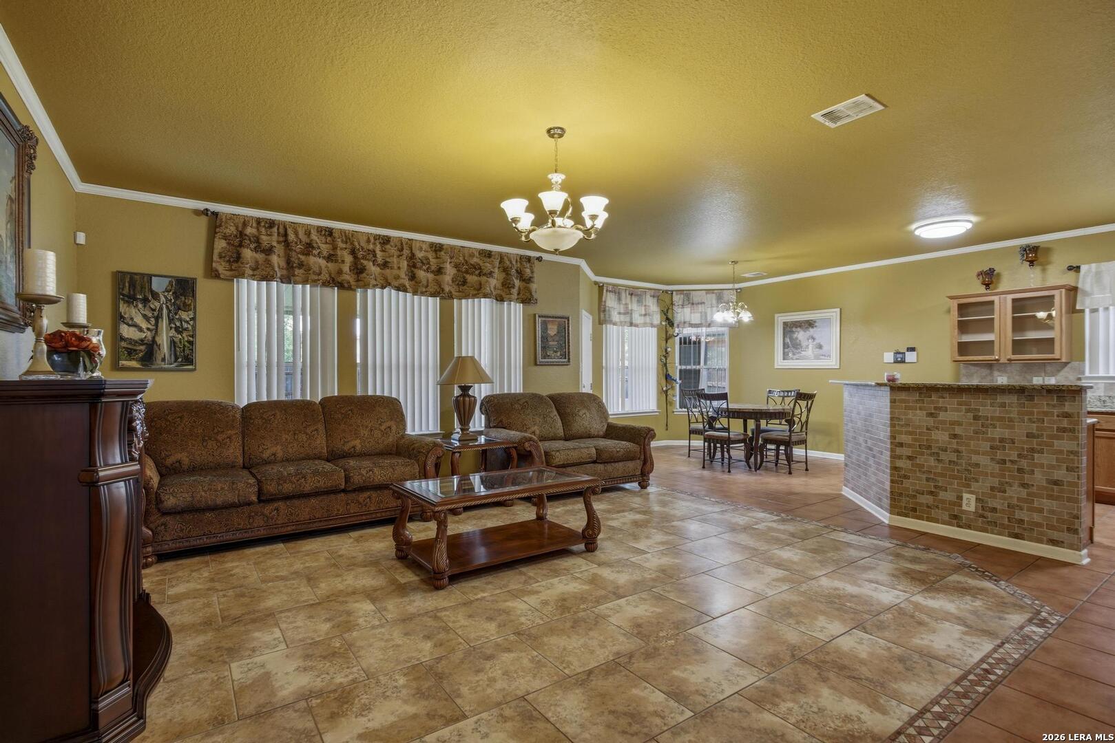 8943 Burnt Path Helotes, TX 78023 - Photo 6 of 27