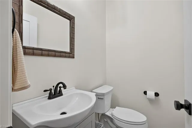 $689,000 | 1219 Scout Road, Lexington, NC 27292