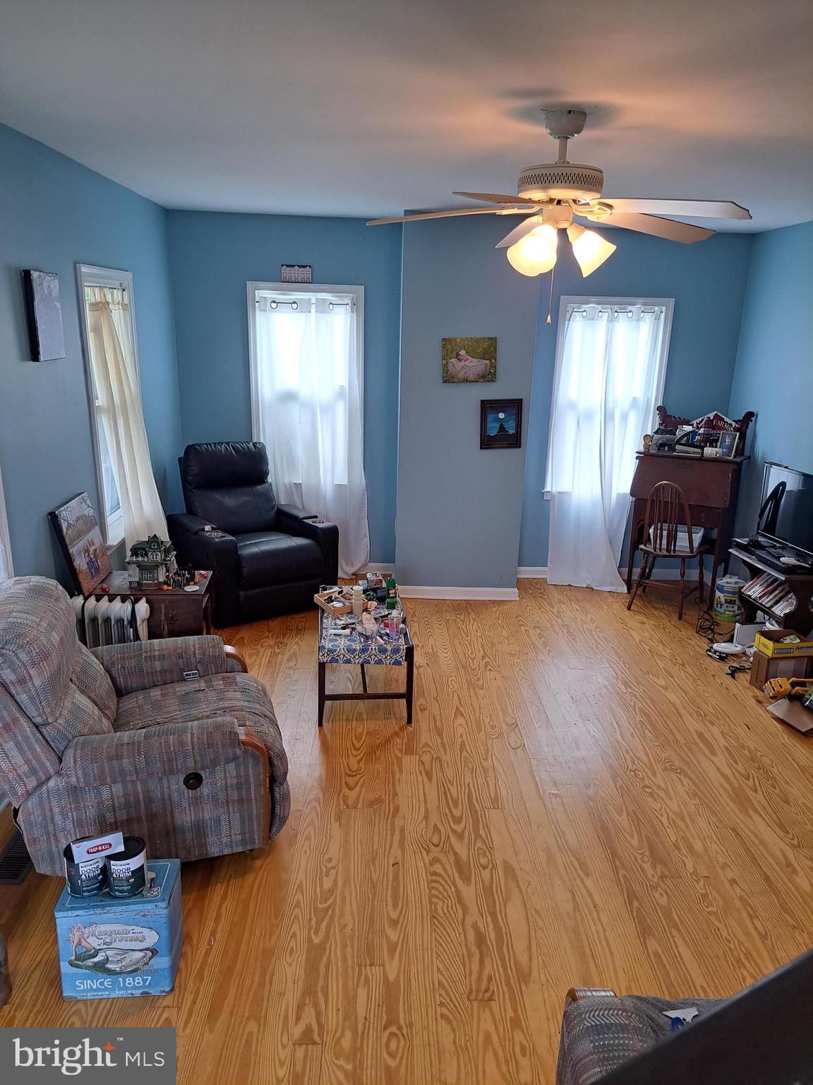 6502 Shawnee Road Milford, DE 19963 - Photo 12 of 14 Living room