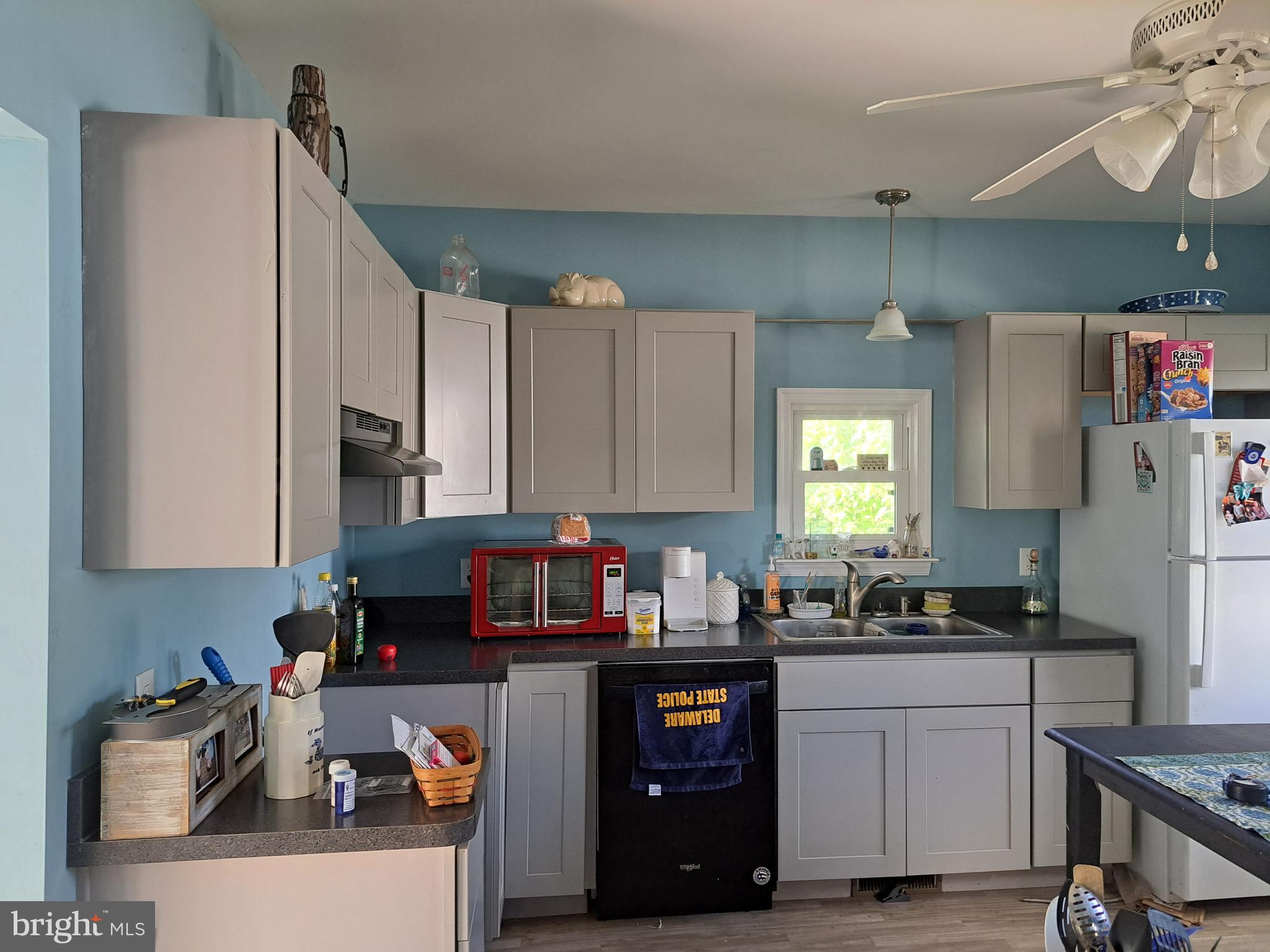 6502 Shawnee Road Milford, DE 19963 - Photo 3 of 14 Kitchen