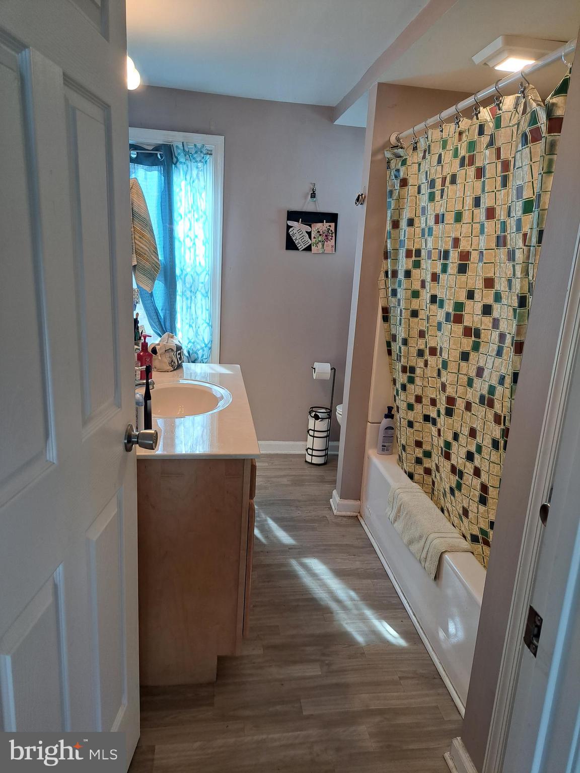 6502 Shawnee Road Milford, DE 19963 - Photo 6 of 14 2nd floor bathroom with tub shower