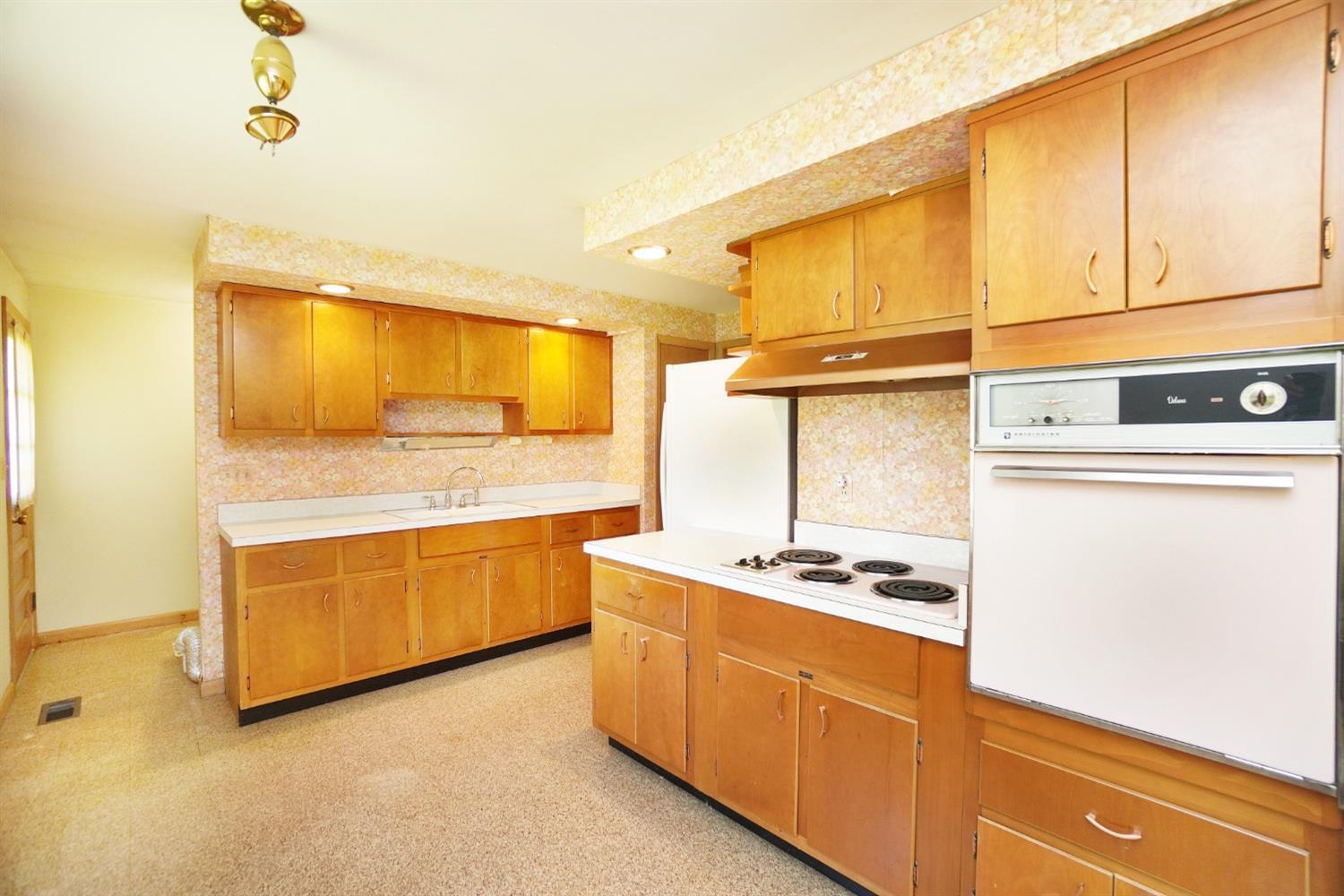 3029 East Rahn Road Kettering, OH 45440 - Photo 13 of 42 Gallery Image 13
