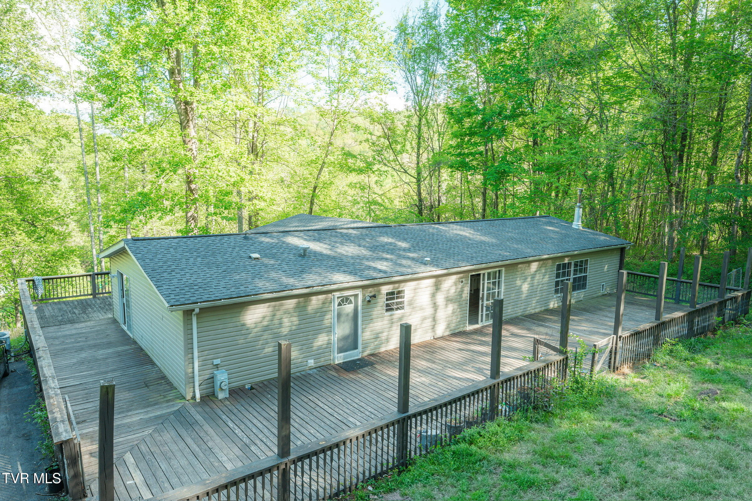 100 Edwards Ridge Road Erwin, TN 37650 - Photo 2 of 20 Housefromabove