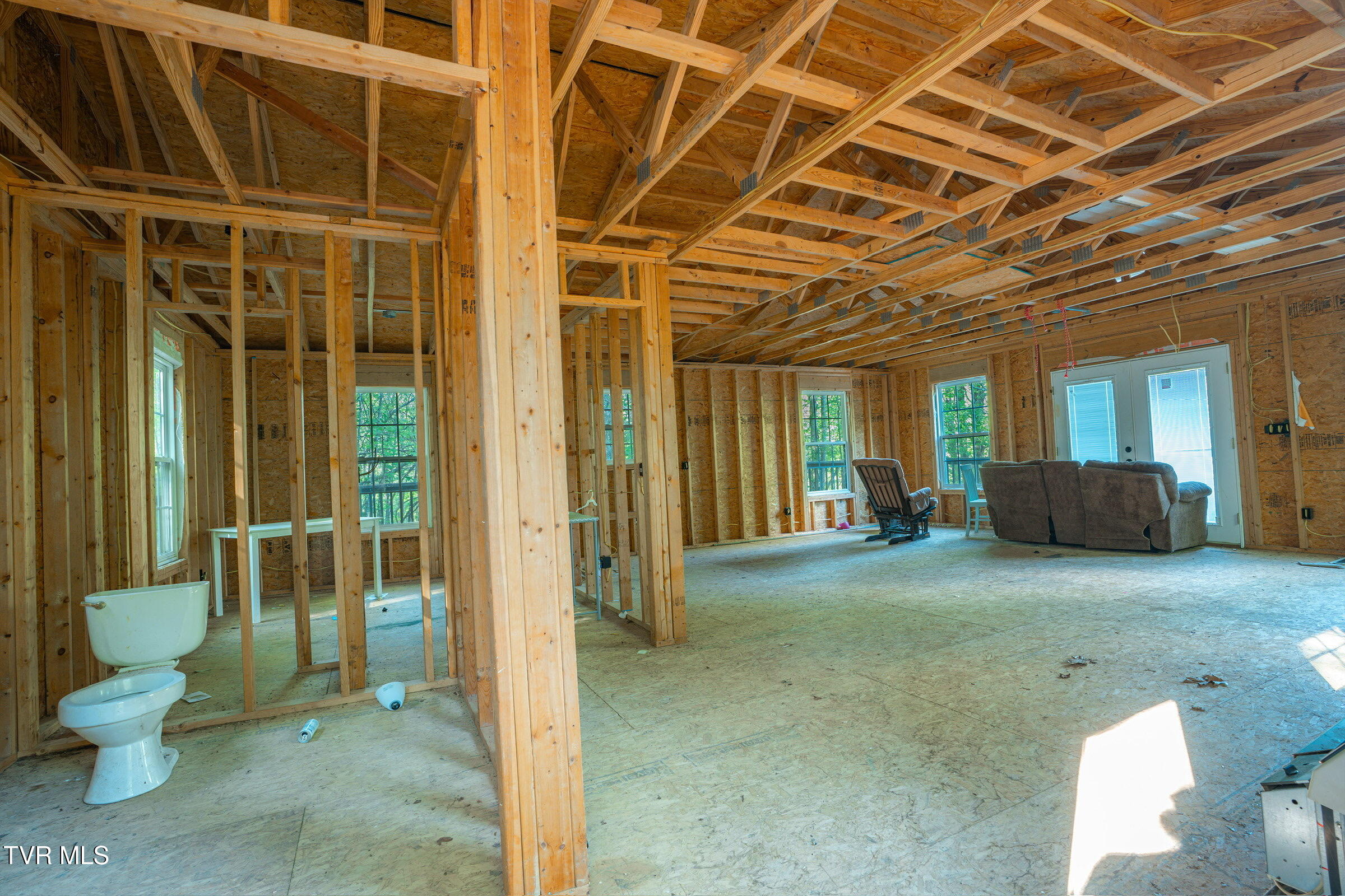 100 Edwards Ridge Road Erwin, TN 37650 - Photo 5 of 20 Insidegarage